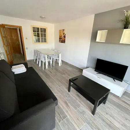 For A Santillana Plaza * Salou