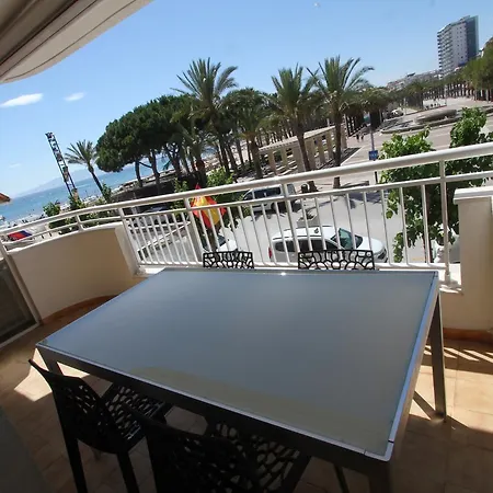 For A Santillana Plaza Apartamento *