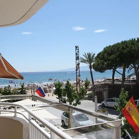 For A Santillana Plaza Salou